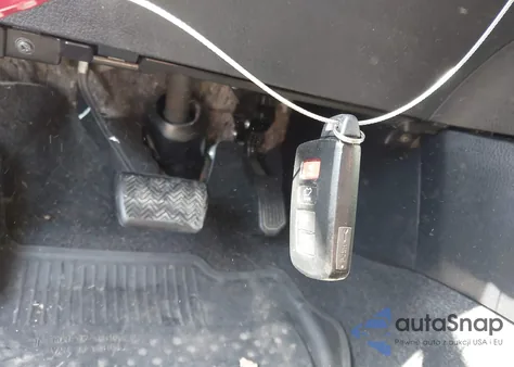 2018 Toyota Rav4 Hybrid Xle z USA, uszkodzony, nr VIN JTMRJREV8JD155841